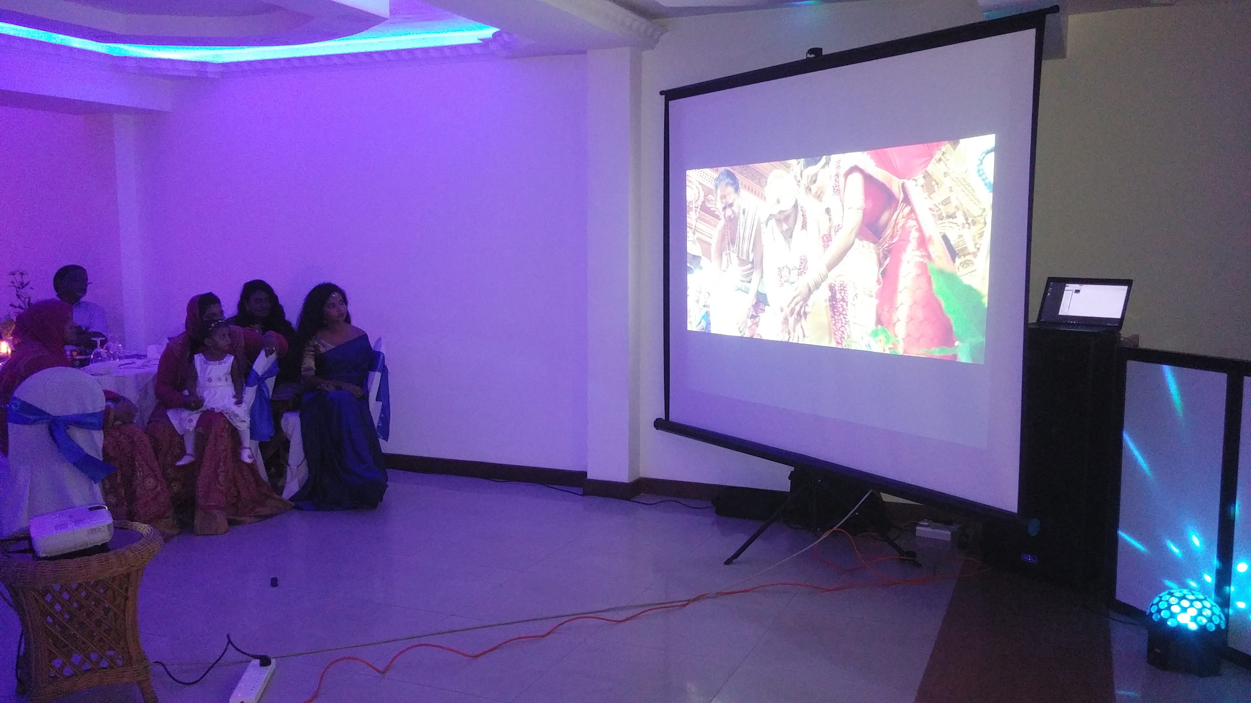 Tripod 8 x 8 Ft 1:1 Projector Screen in action 1