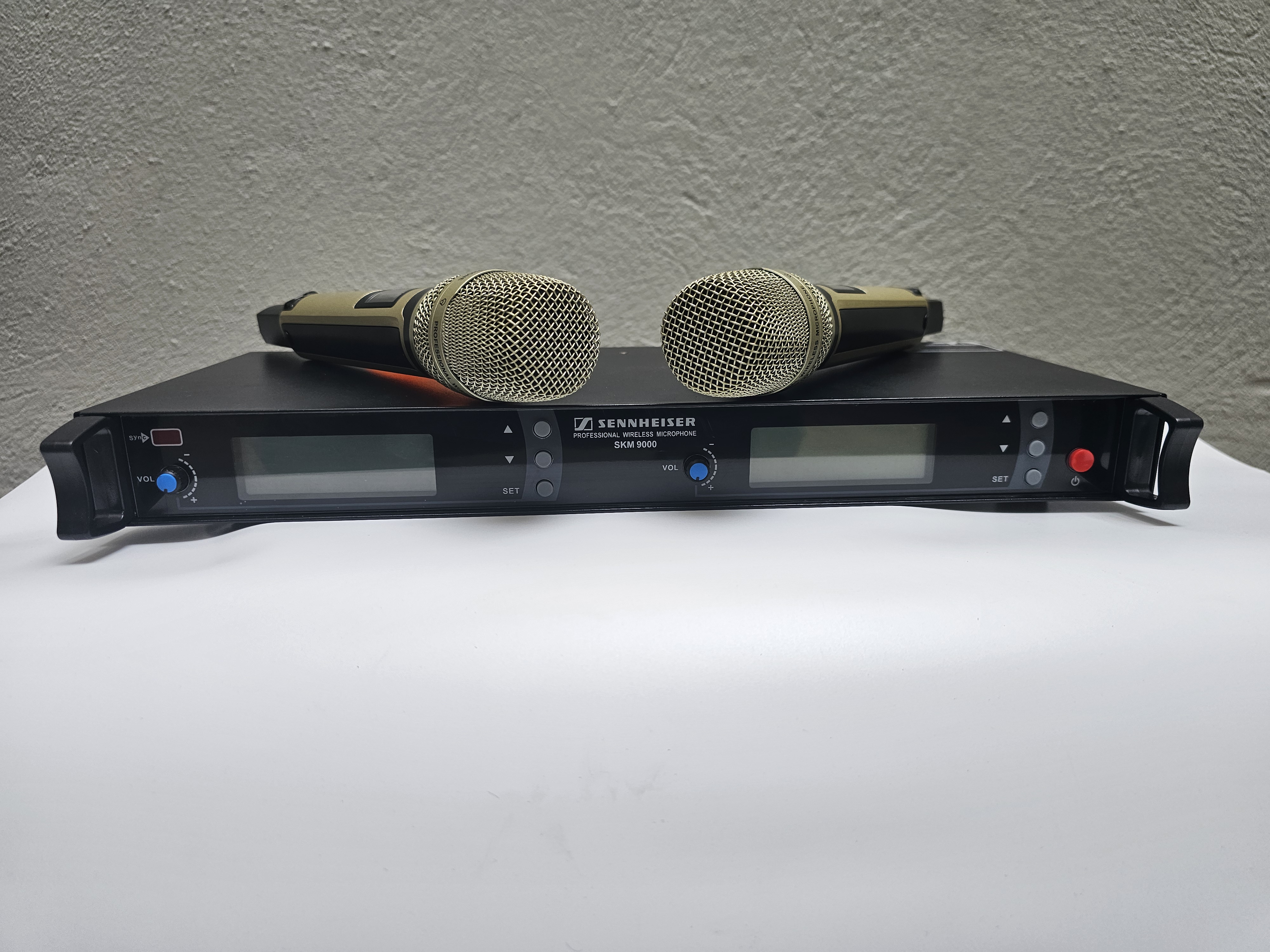 Sennheiser Dual Channel Handheld Wireless Microphone Setup - SKM9000 in action 1
