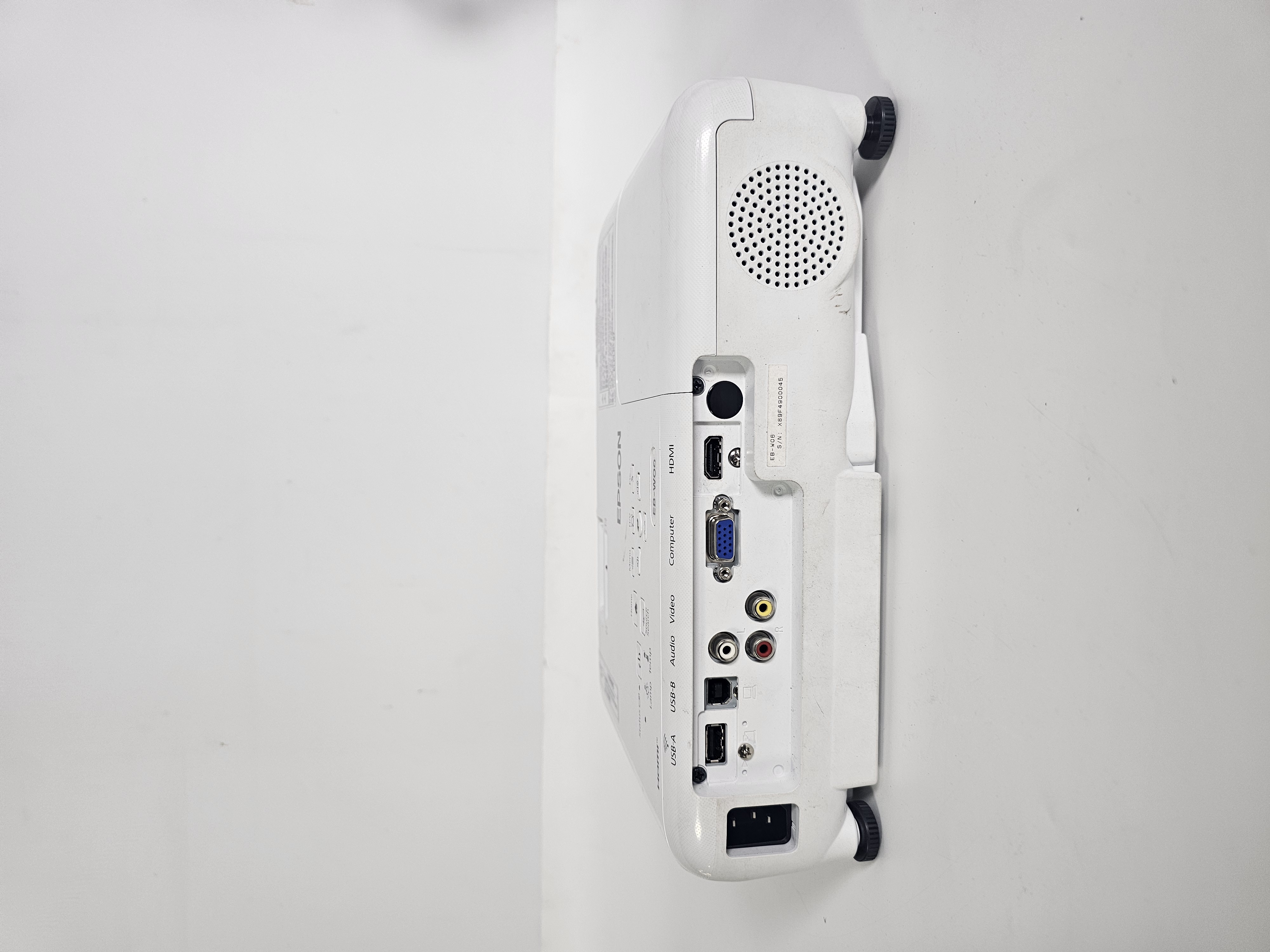 Epson EB-W06 Projector 3700 Lumens WXGA in action 3