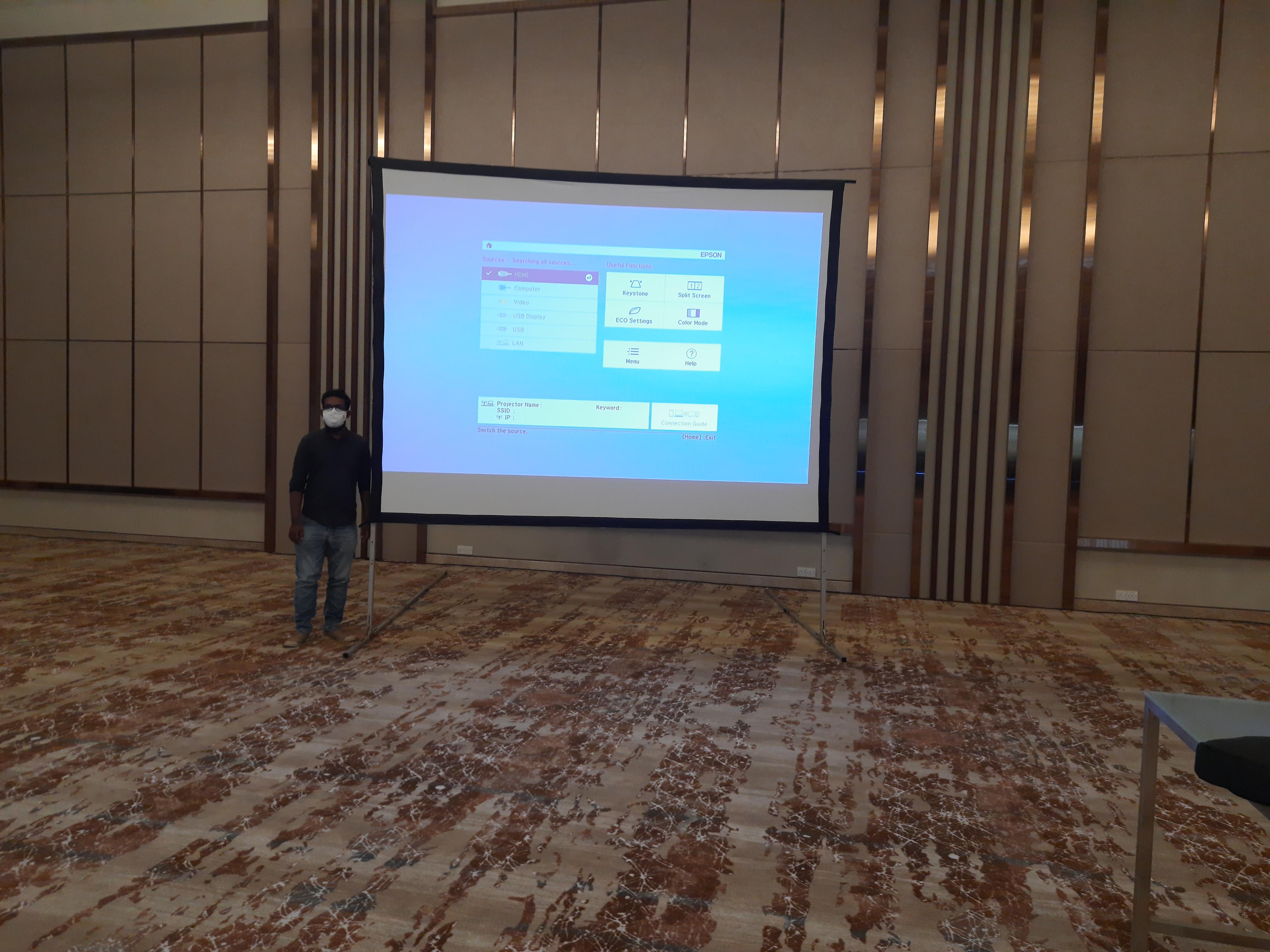 Fast Fold Projector Screen 12x9 Feet Front & Rear in action 2
