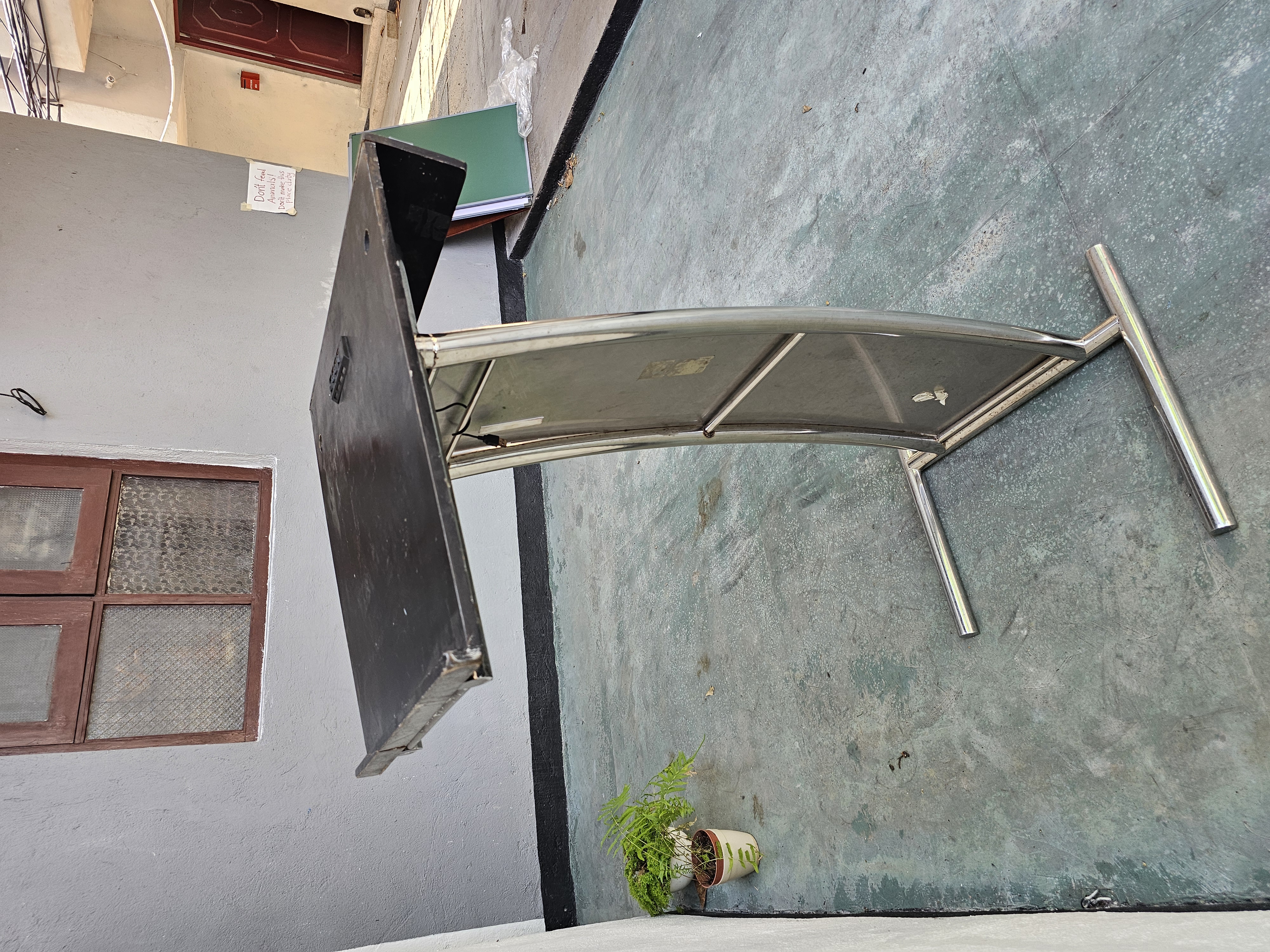 Steel Podium Professional Speaker's Platform in action 3