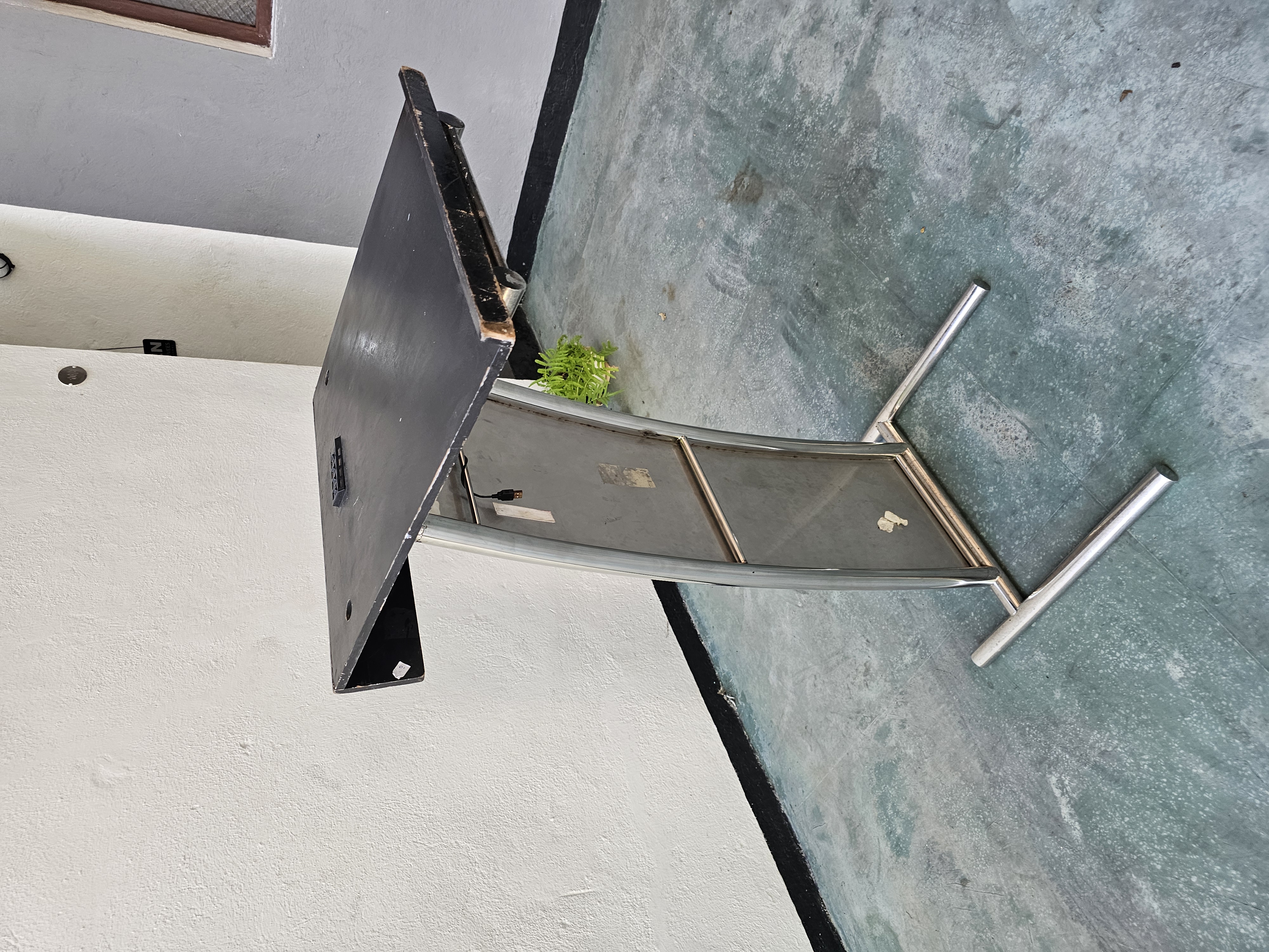 Steel Podium Professional Speaker's Platform in action 5