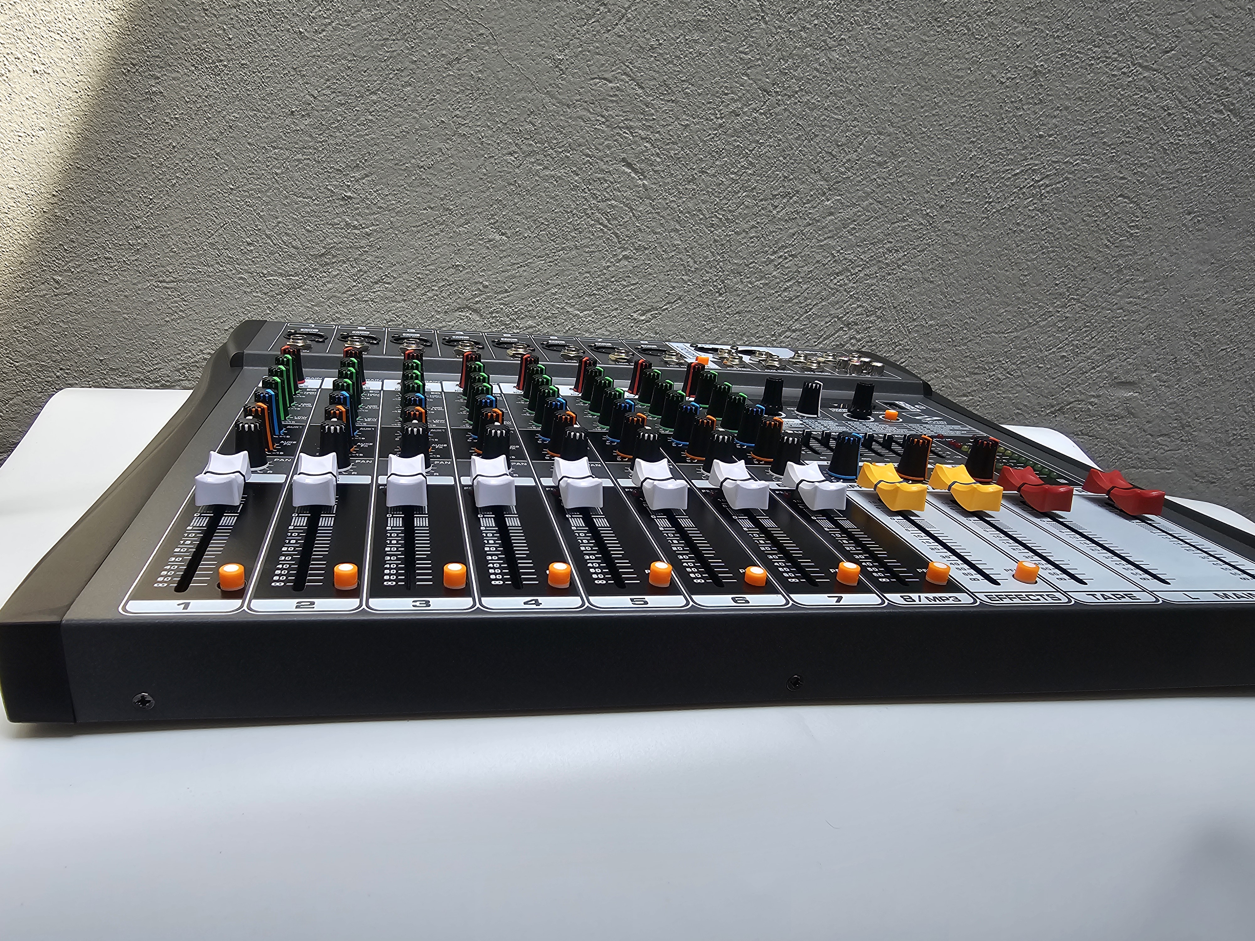 Ashley X8 8-Channel Analog Audio Mixer in action 2