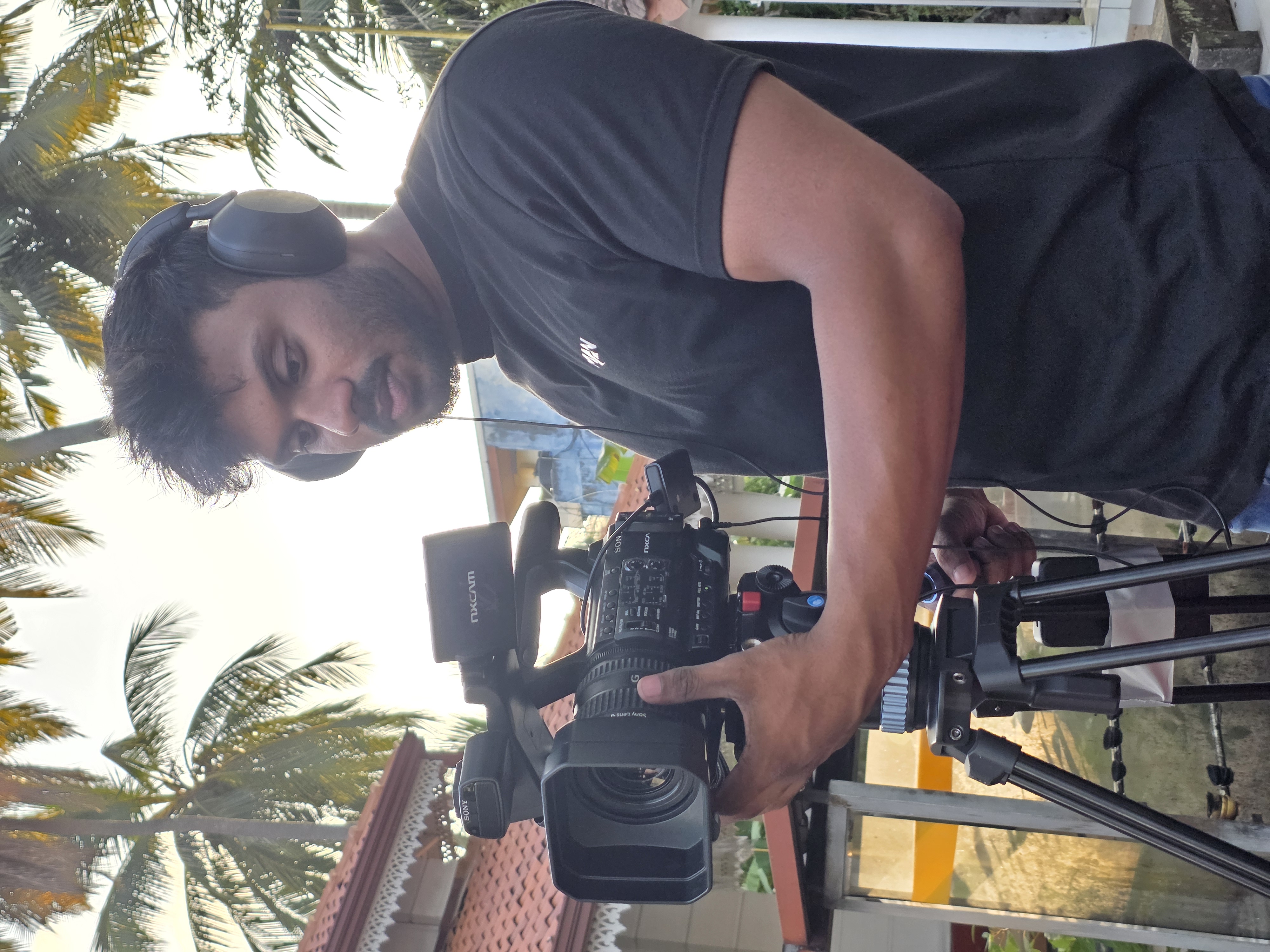Professional Junior Videographer in action 2