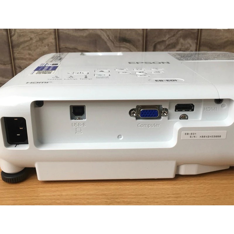 Epson EB-E01 XGA 3LCD Projector in action 3