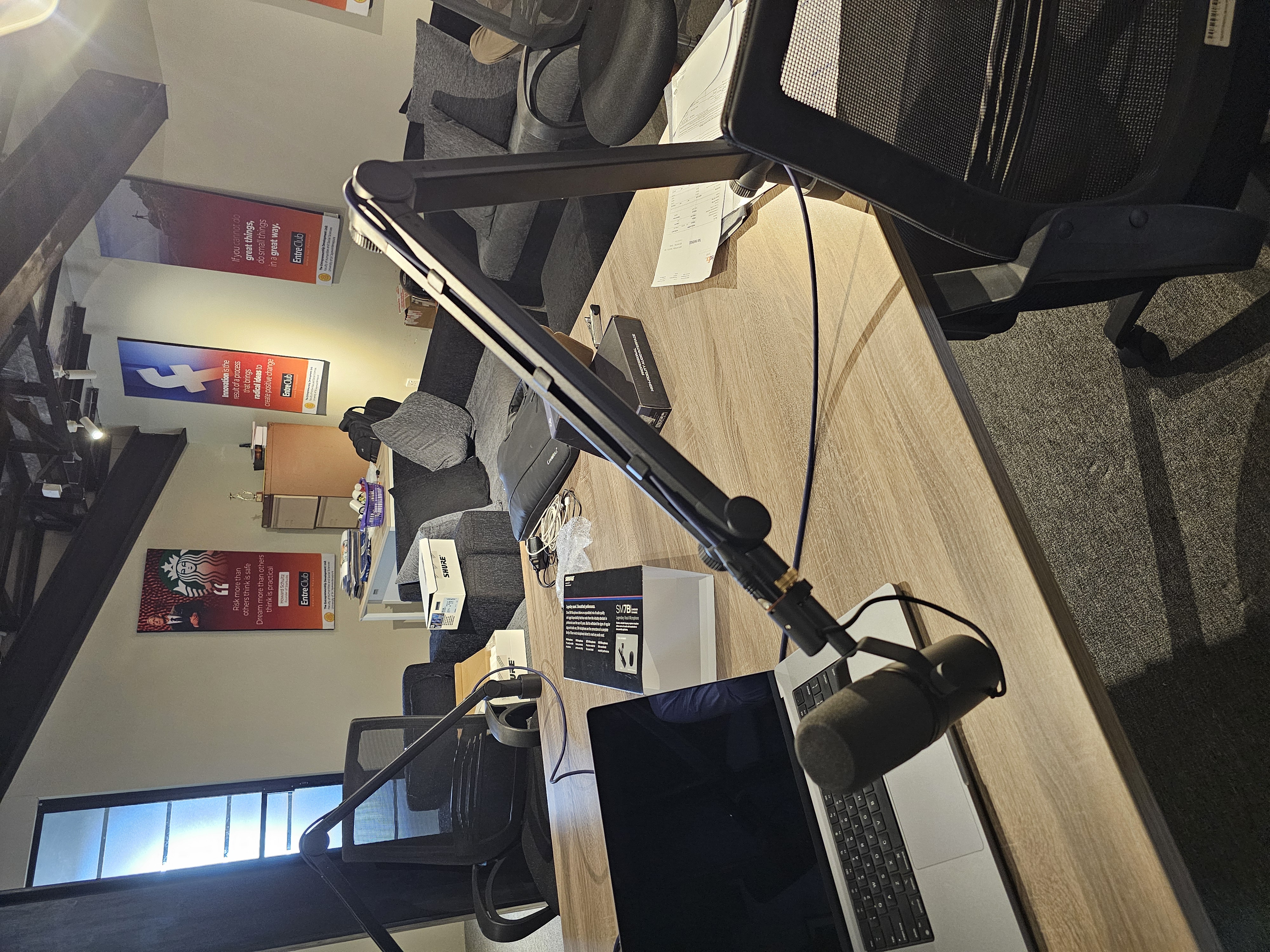 Shure SM7B Cardioid Dynamic Vocal / Podcast Microphone in action 2