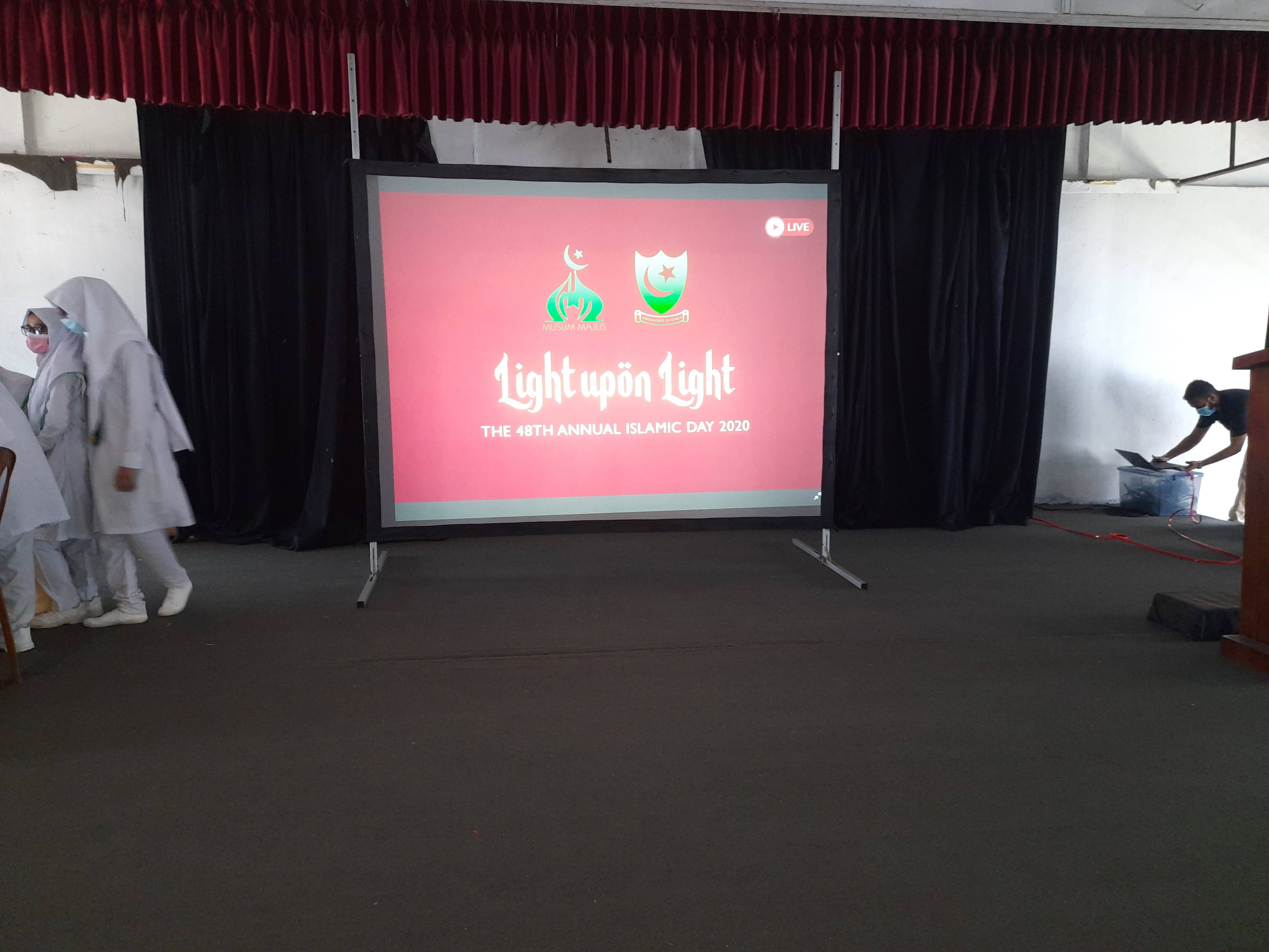 Floor Standing 8 x 6 Ft 4:3 Projector Screen in action 1